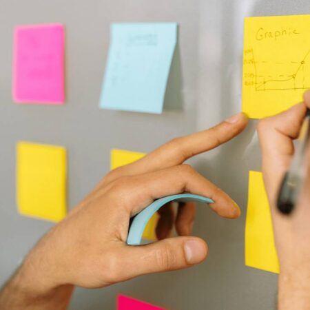 Connecting with Customers: Knowing Your Audience and Value Propositions (online)